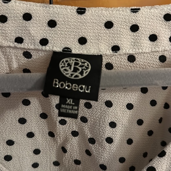 Black and white polka dot top - Picture 3 of 3